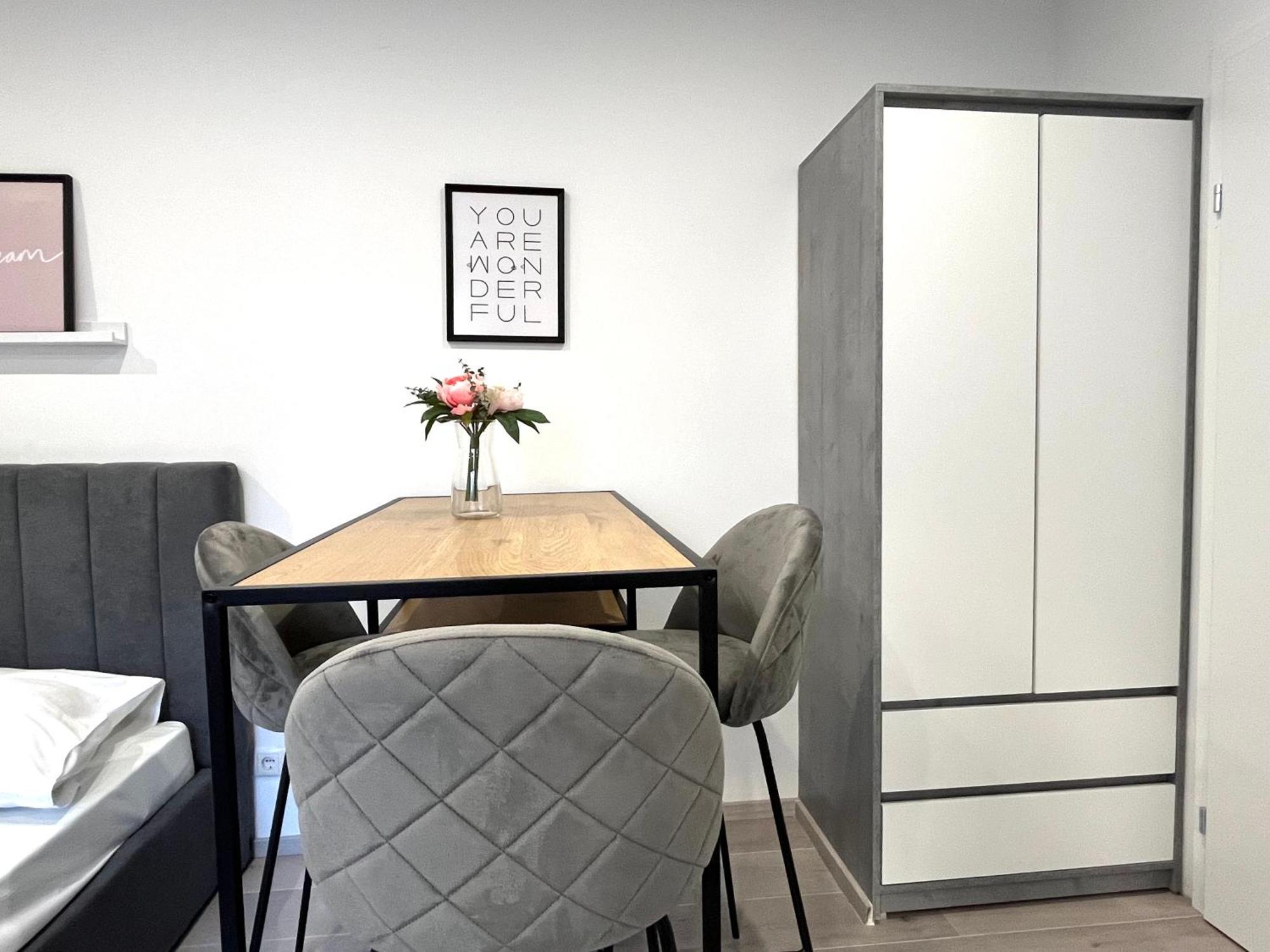 Modern, Smart And In The Heart Of The City Wien Eksteriør billede